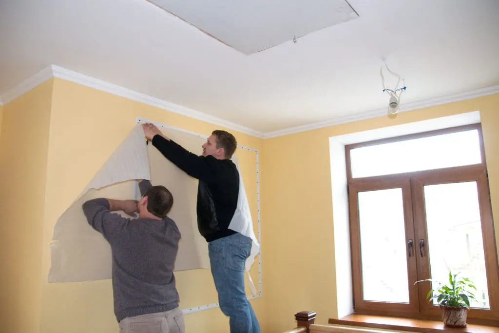 монтаж натяжного потолка