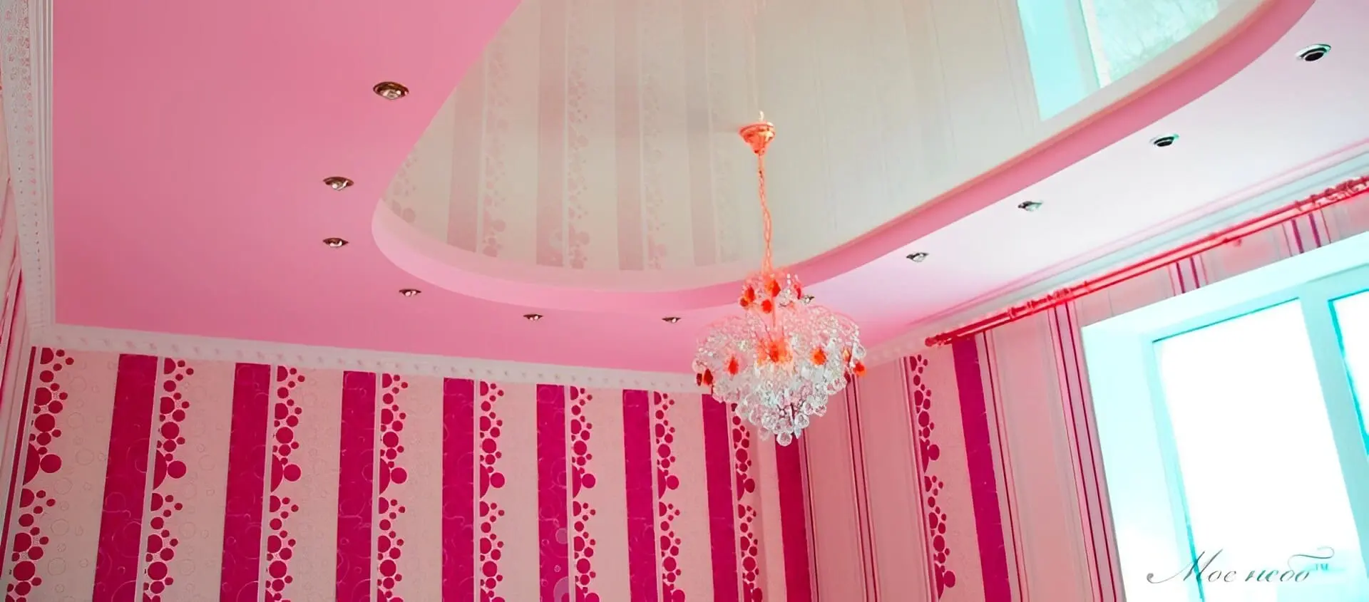 steli-spalni-kimnaty